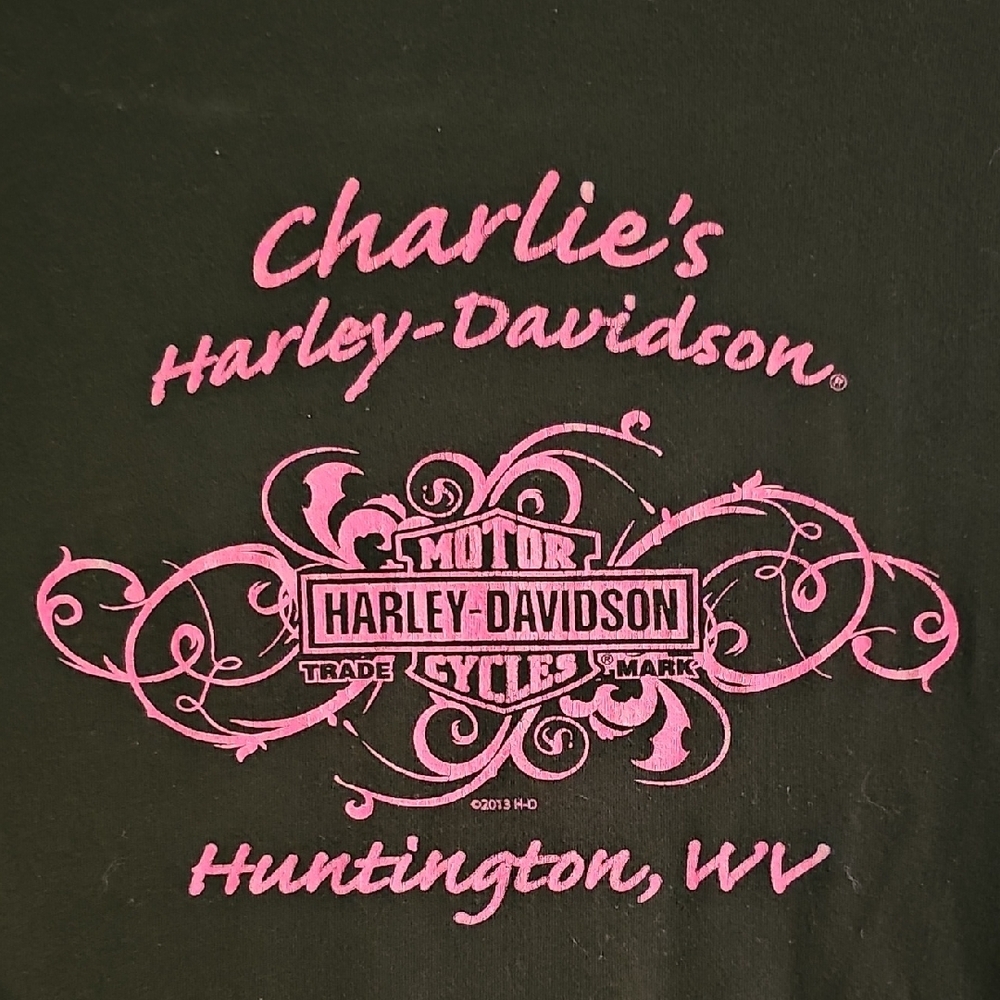 Harley-Davidson Black and Pink Graphic Tee - Picture 5 of 8